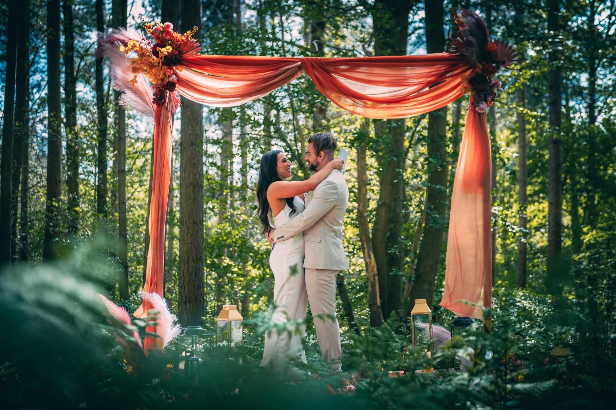 Jordan and Erica pictured during their final vows for MAFS UK. (Channel 4)