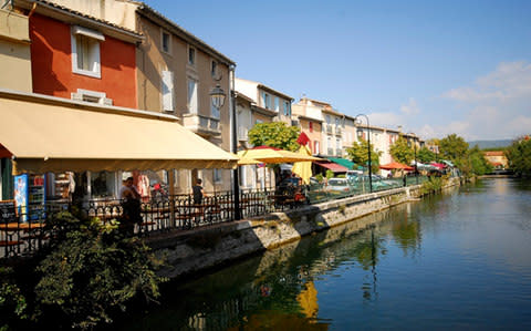 L'isle-sur-la-Sorgue is one of Provence's many photogenic towns - Credit: Getty