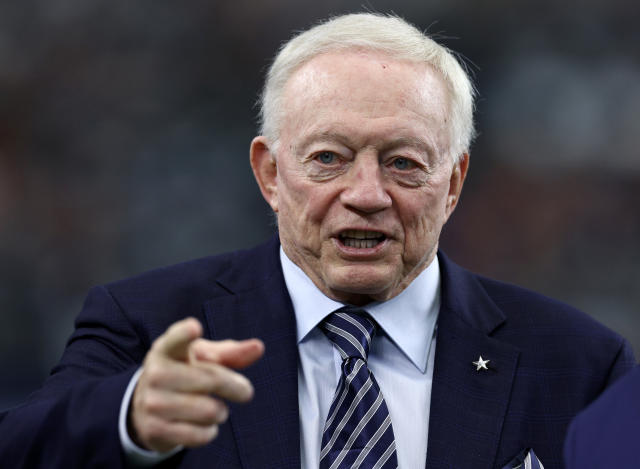 Jerry Jones says Cowboys have an 'outstanding situation' at RB