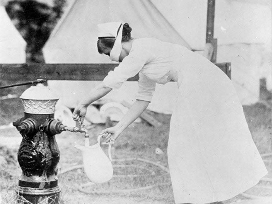 Nurse, 1918 Flu