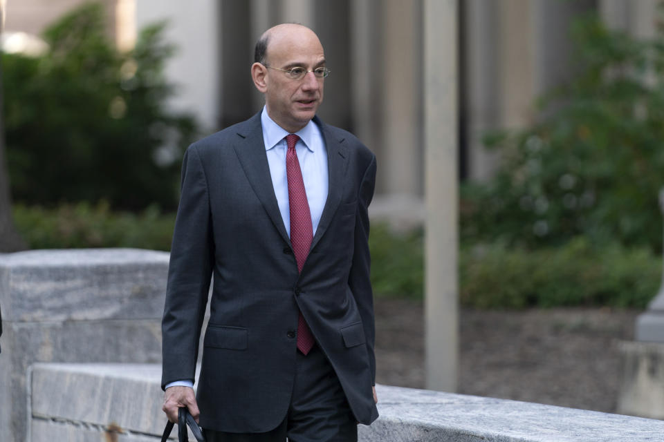 Mark Popofsky, partner at Ropes & Gray LLP and antitrust adviser at Alphabet Inc.'s Google, arrives at the U.S. Federal Courthouse Thursday, Sept. 21, 2023, in Washington. (AP Photo/Jose Luis Magana)