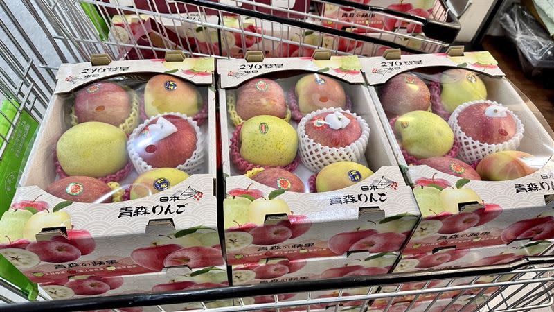 家樂將在新年開檔至明年1月農曆新年前持續推出來自日本青森農特產禮盒商品供選購。（圖／品牌業者提供）