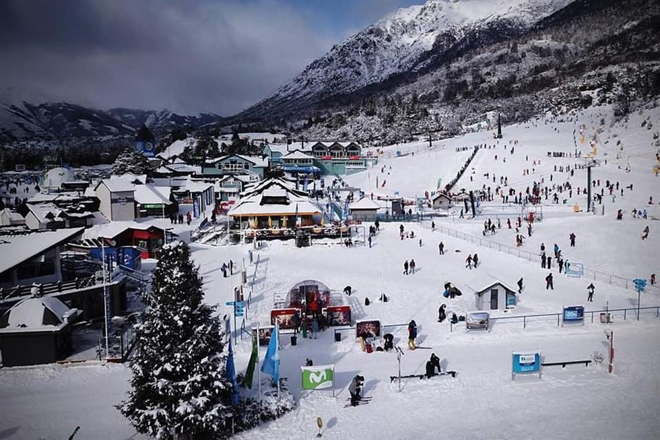 <p>Vacaciones: Bariloche registró un 20% más de turistas que el año pasado. (La Nación) </p>