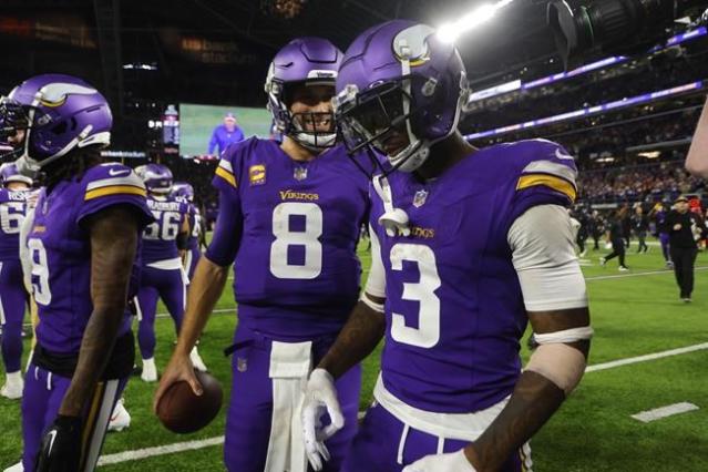 Vikings outlast 49ers 22-17 with 2 Cousins-Addison TDs and 2 late  interceptions by Bynum