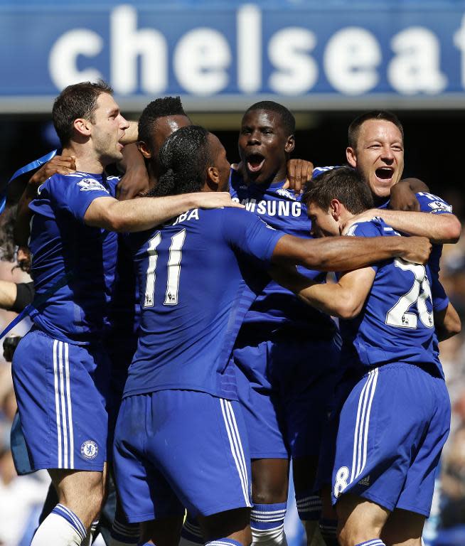 Chelsea players celebrate their win over Crystal Palace at Stamford Bridge in London on May 3, 2015