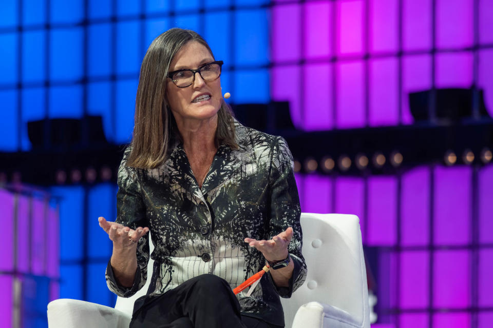 LISBON, PORTUGAL - 2022/11/02: CEO &amp; Chief Investment Officer of ARK Invest, Cathie Wood, addresses the audience at Altice Arena Centre Stage during the second day of the Web Summit 2022 in Lisbon. The biggest technology conference in the world is back in Lisbon. The conference will discuss new technological trends for four days and how they will influence people's lives. 70,000 people expected to participate in the event. (Photo by Hugo Amaral/SOPA Images/LightRocket via Getty Images)