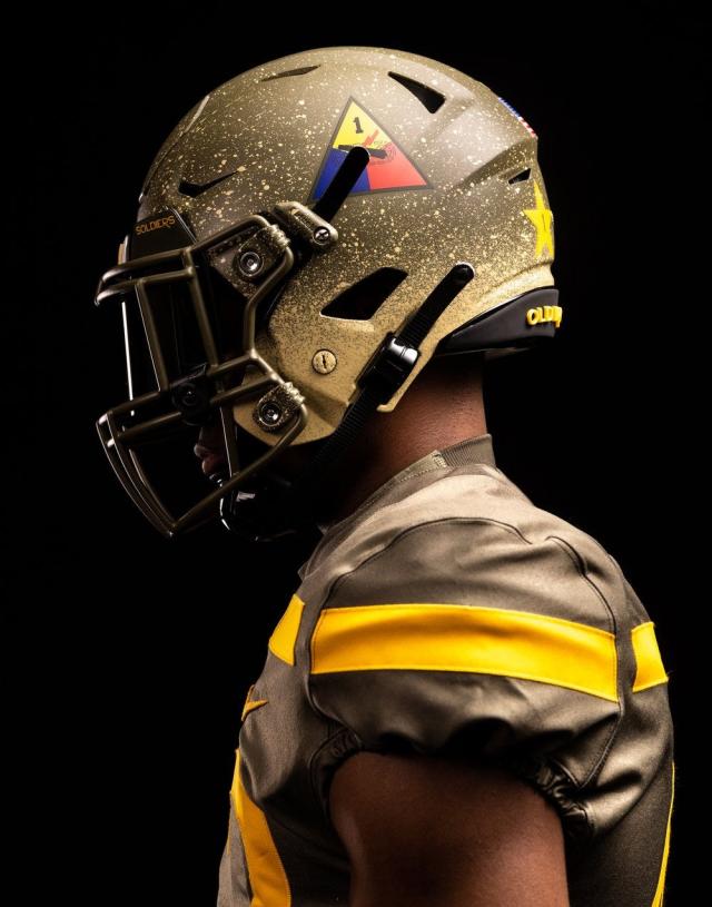Army-Navy game will feature special uniforms honoring NASA and World War  II's 1st Armored Division
