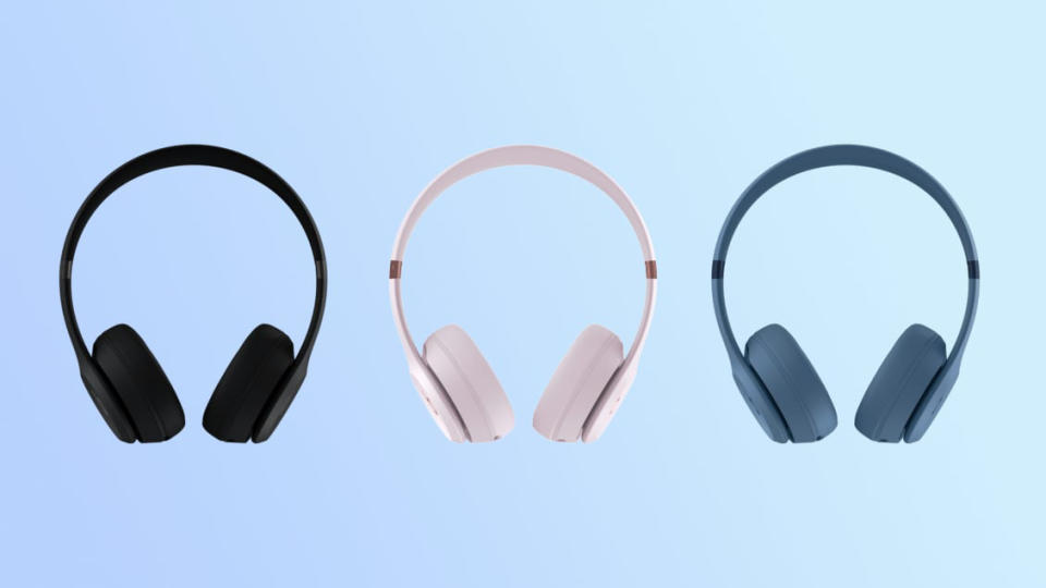 Beats Solo 4 in different colors on blue background