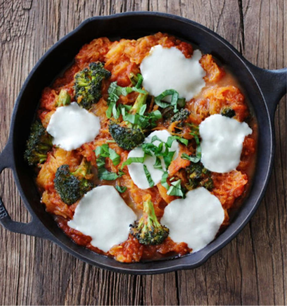 <p>This vegetarian and gluten-free dish is makes a warm addition to any fall dinner fare. Plus, its all-natural recipe only contains five ingredients: spaghetti squash, broccoli, tomato sauce, mozzarella cheese, and basil. Though short on the ingredients list, it certainly not short on taste. <b>Get the </b><a href="https://www.yahoo.com/food/spaghetti-squash-with-roasted-broccoli-140121593.html" data-ylk="slk:Spaghetti Squash with Roasted Broccoli;elm:context_link;itc:0;sec:content-canvas;outcm:mb_qualified_link;_E:mb_qualified_link;ct:story;" class="link  yahoo-link"><b>Spaghetti Squash with Roasted Broccoli</b></a><b> recipe. </b><i>(</i><i>Photo: Elizabeth Stein)</i></p>