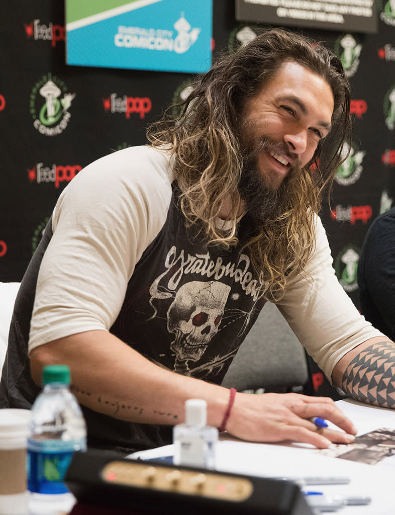 Jason Momoa smiles at the 2017 Emerald City Comic Con