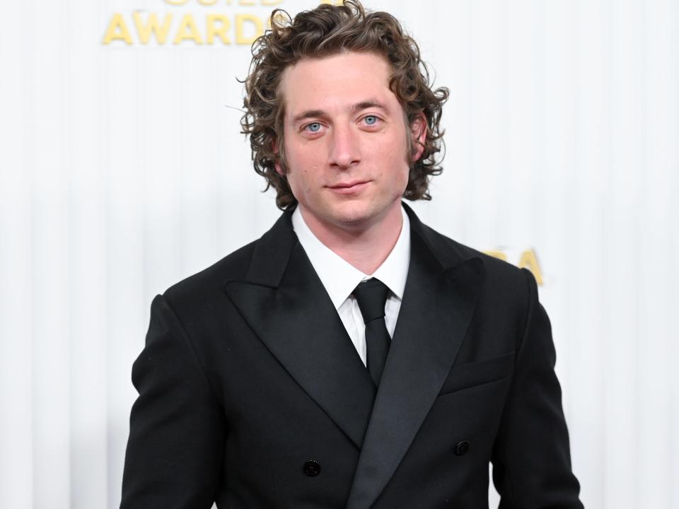 Jeremy Allen White at the 29th Annual Screen Actors Guild Awards held at the Fairmont Century Plaza on February 26, 2023 in Los Angeles, California