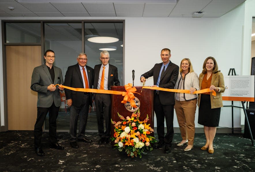 A ribbon cutting was held Oct. 2 as Ohio Northern University dedicated the Kokosing Department of Civil and Environmental Engineering in the T.J. Smull College of Engineering.