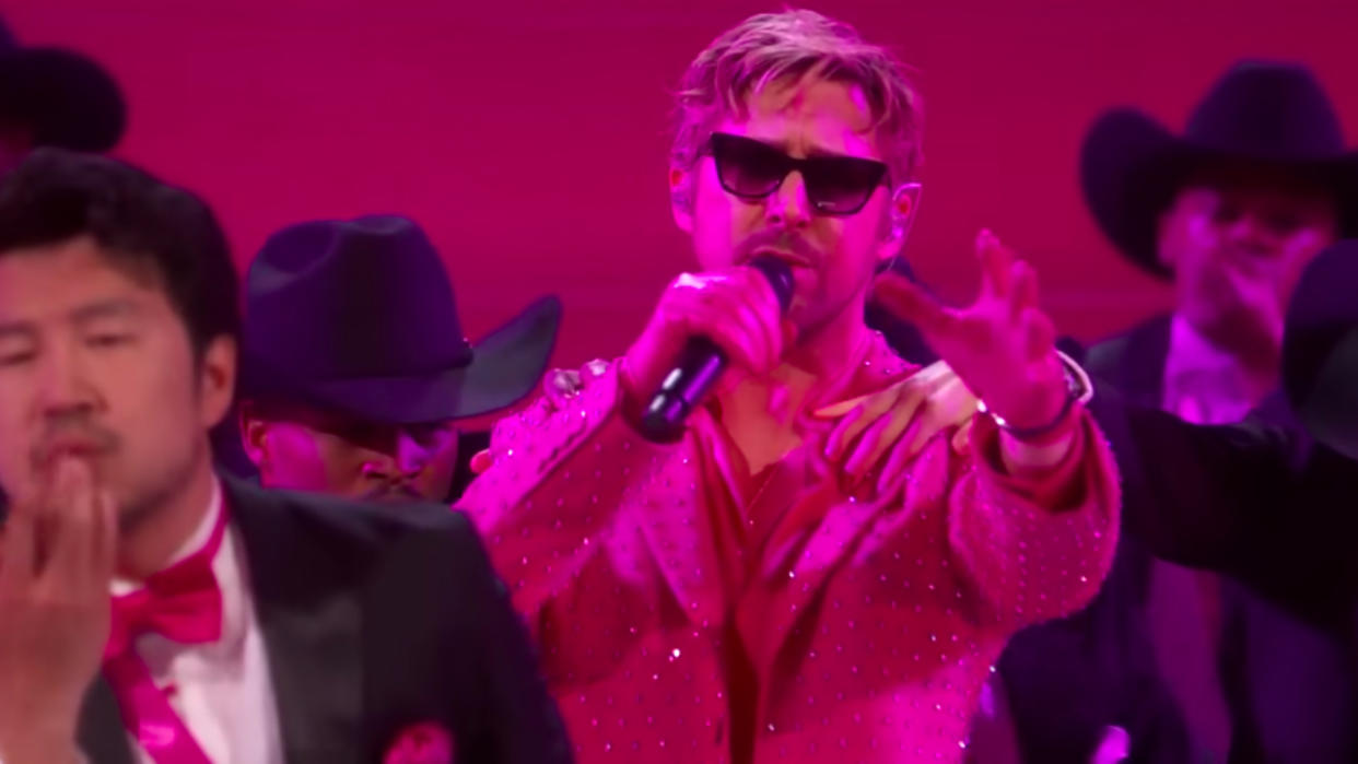  Ryan Gosling performing I'm Just Ken. 