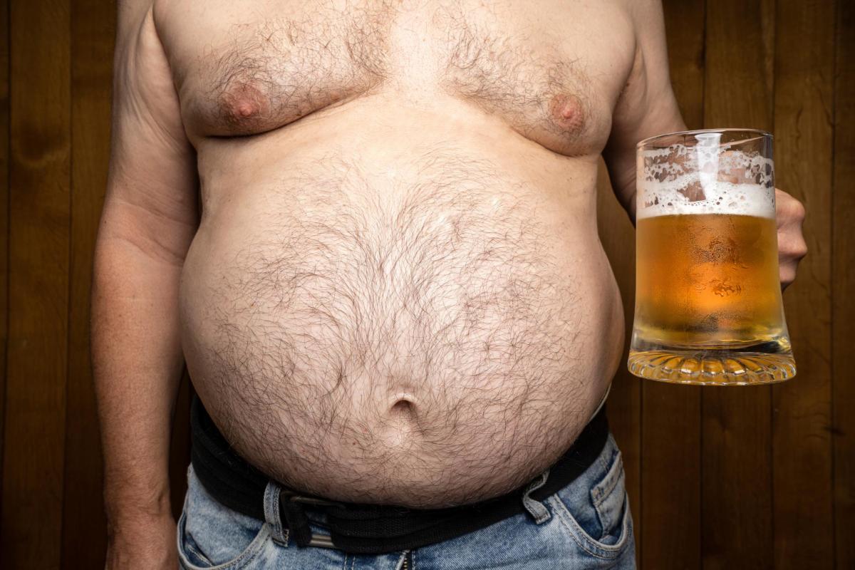 Est-on réellement condamné à avoir un gros ventre si l'on boit trop de bière  ?