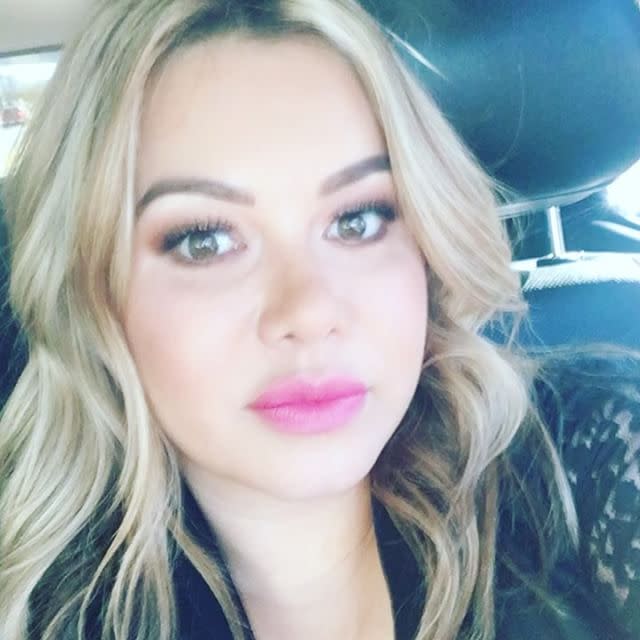 La hija de la fallecida Jenni Rivera además tiene un rostro precioso.