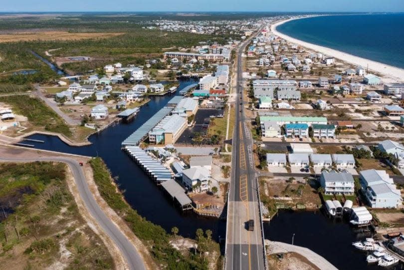 Mexico Beach City Council members on Thursday narrowed down the six applicants they believe are best suited to take on the position of city administrator.