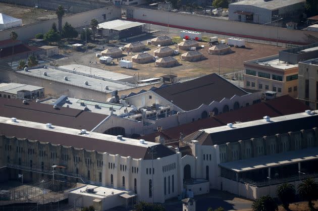 COVID-19 cases are soaring through California's prisons, where a significant number of staff members are refusing to get vaccinated.  (Photo: Justin Sullivan via Getty Images)