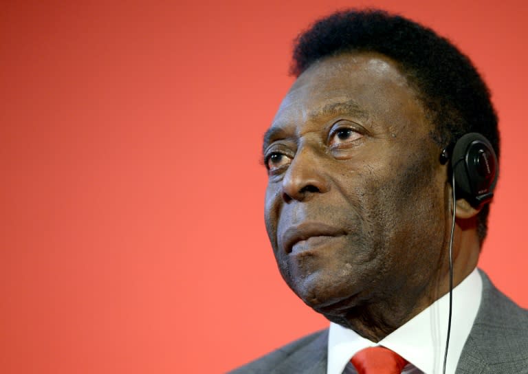 "Brazilian football is in mourning. It is such a tragic loss," Pele, 76, wrote on Twitter after a plane carrying the Chapecoense Real team crashed