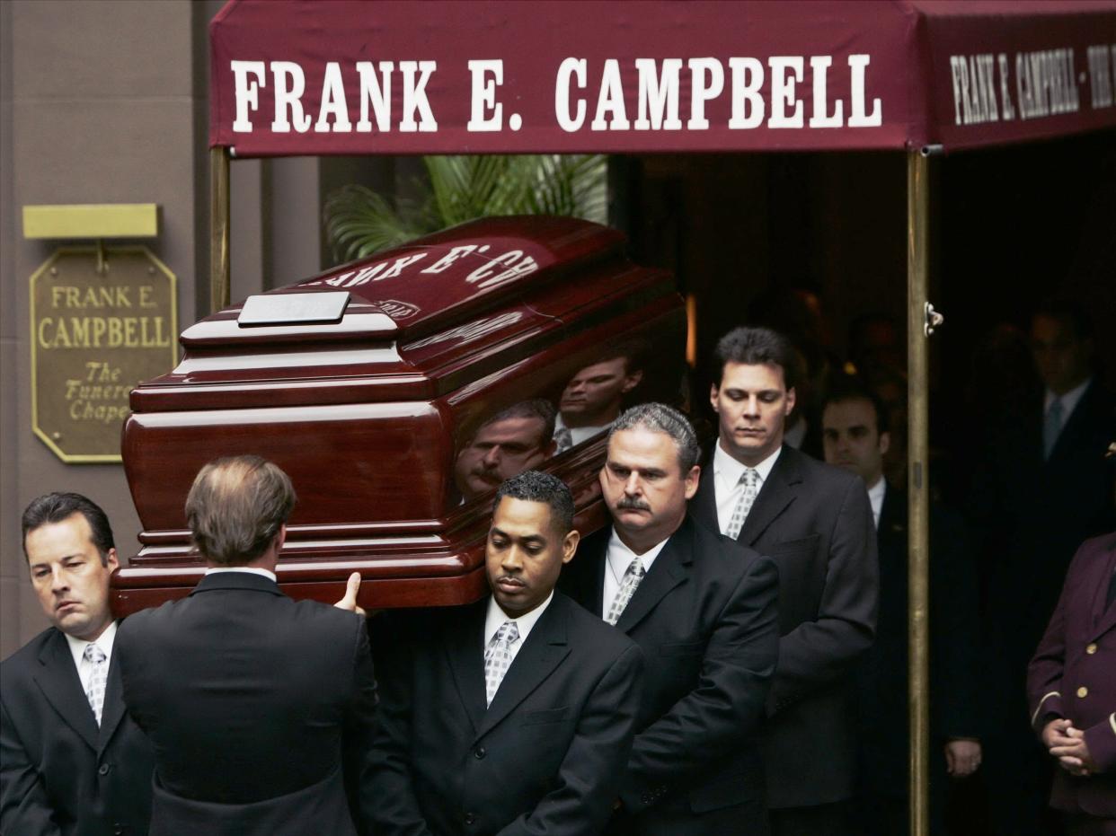 frank e campbell pallbearers