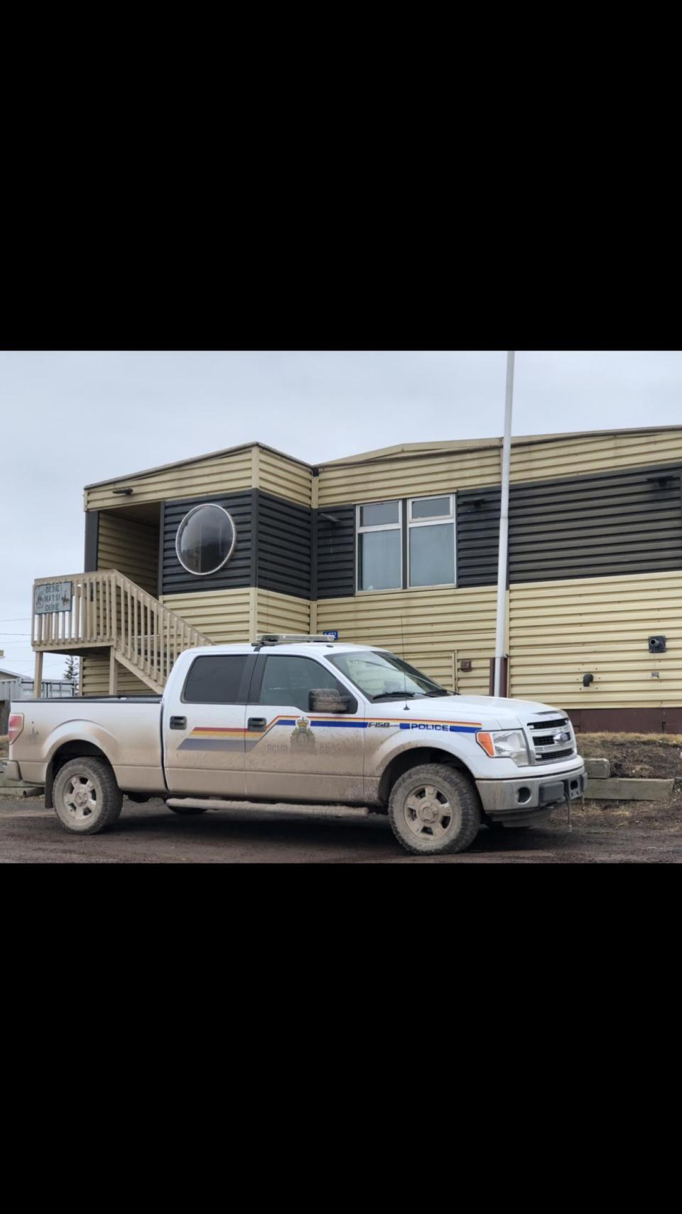 The RCMP detachment in Łutselk'e, N.W.T.