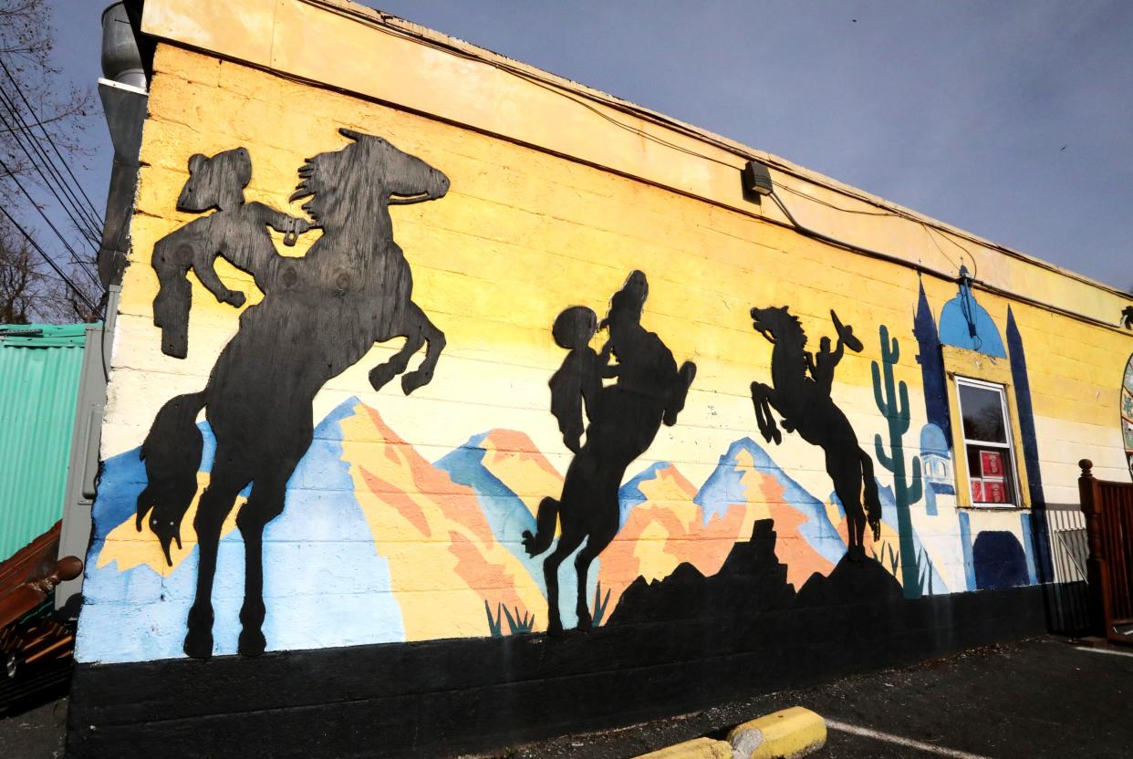 A mural fills an entire exterior wall at Tua Cocina Mexican restaurant in Blauvelt.