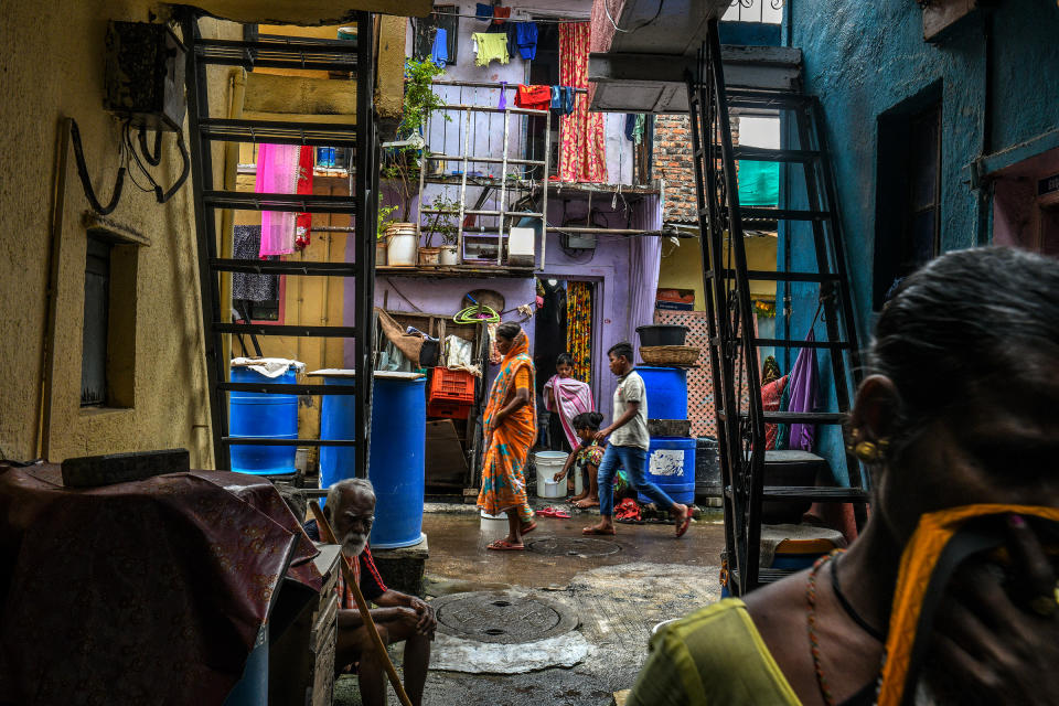 The Tadiwala Chawl area of Pune emerged as a COVID-19 hotspot.<span class="copyright">Atul Loke for TIME</span>