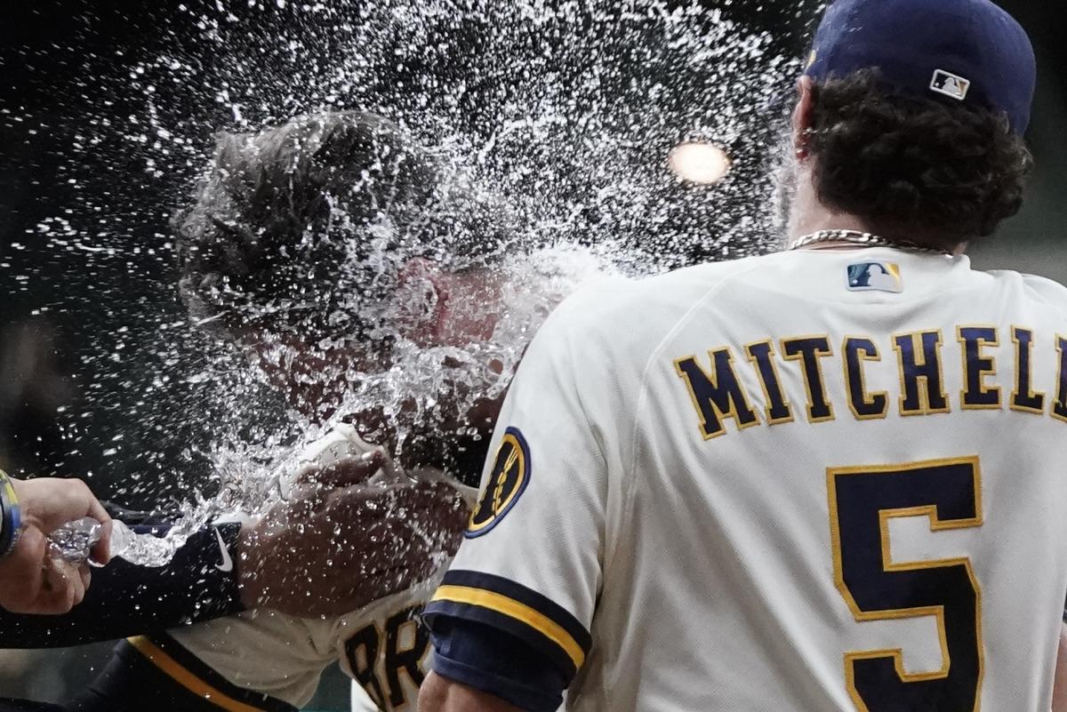 Brewers Manager Craig Counsell's Response to Diamondbacks' Win