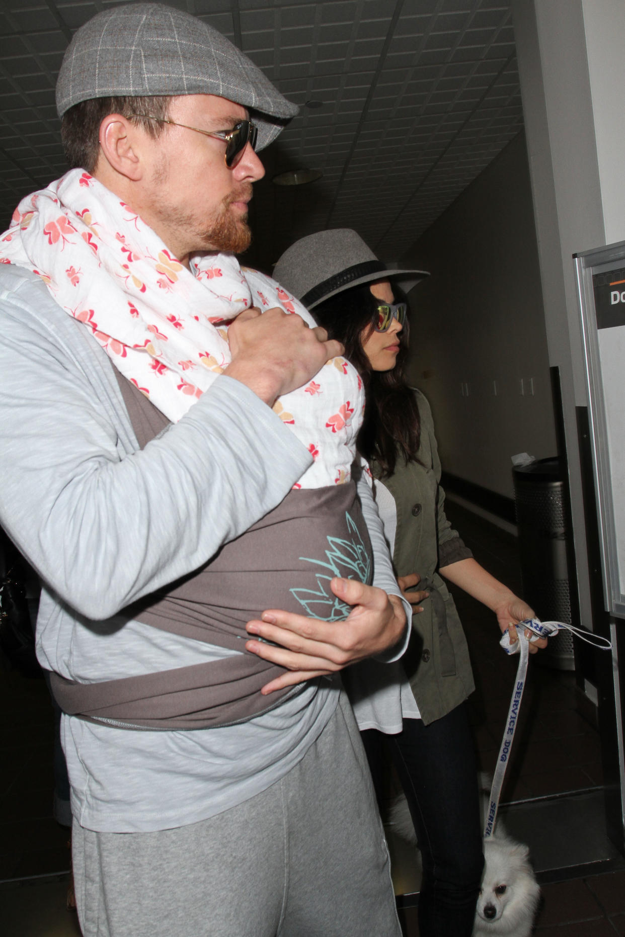 Channing Tatum and Jenna Dewan traveling with Everly in 2013. (Photo: Splash News)