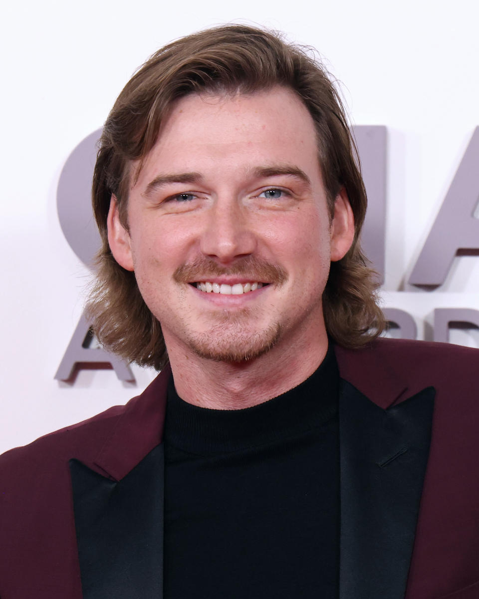 Closeup of Morgan Wallen on the red carpet