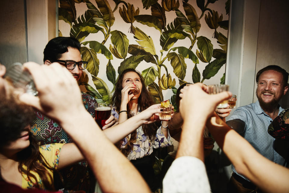 Immer mehr Menschen trinken keinen Alkohol. Diese Entscheidung trifft nicht immer auf Verst&#xe4;ndnis. (Symbolbild: Getty Images)