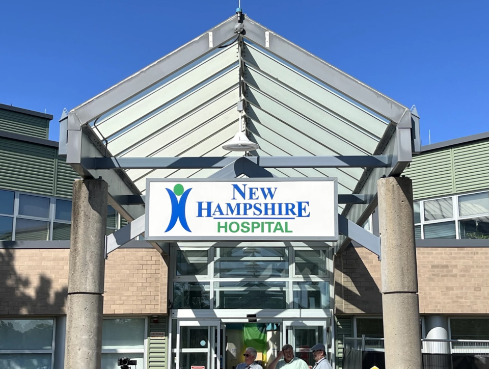 New Hampshire Hospital, an acute psychiatric hospital, is located in Concord.