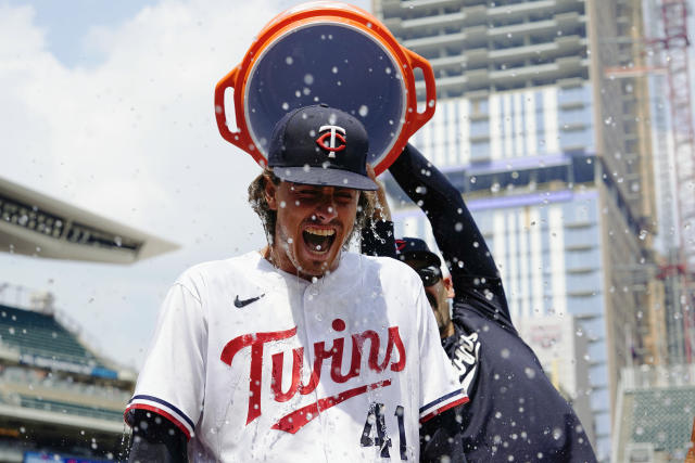 Ryan pitches Twins' first complete-game shutout in 5 years, 6-0