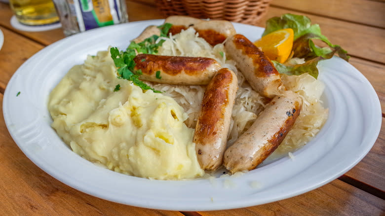 mashed potatoes with sausages 