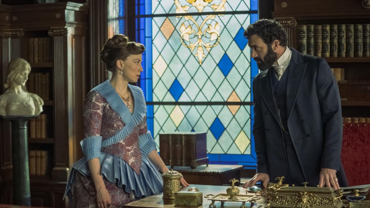  Carrie Coon and Morgan Spector in The Gilded Age. 