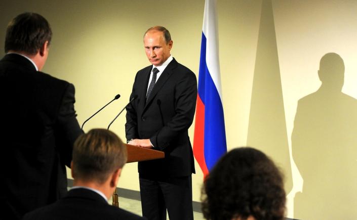 Russian President Vladimir Putin answers journalists&#39; questions during a press conference in New York, United States on September 29, 2015. (Kremlin Press Service/Anadolu Agency/Getty Images)