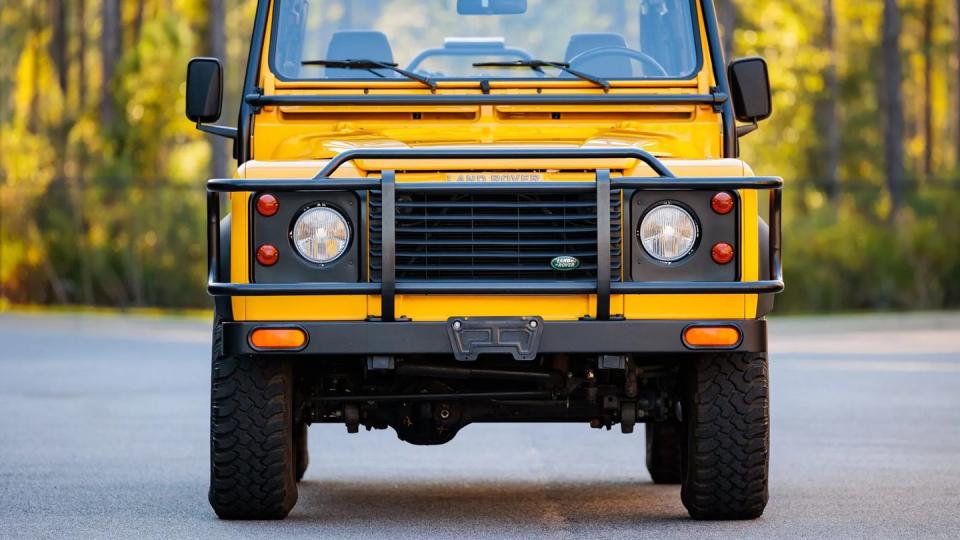 1994 land rover defender 90 nas 5 speed front