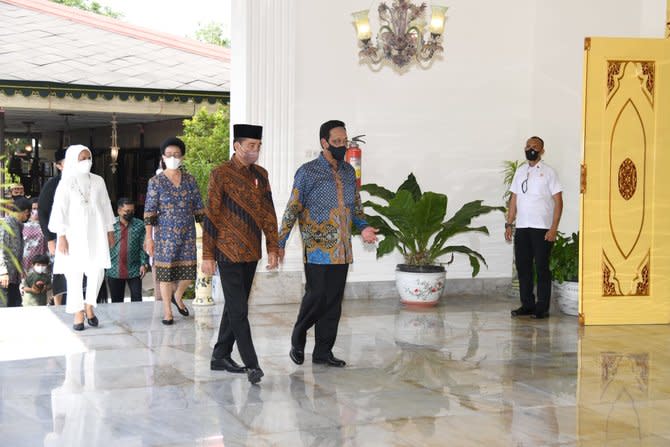 presiden jokowi bertemu sultan hamengkubuwono x