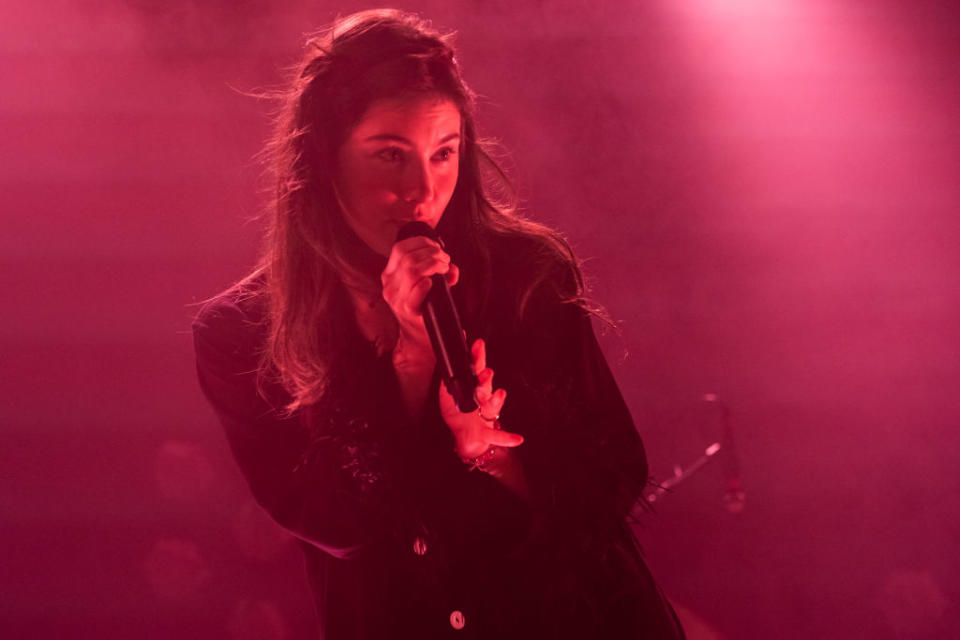 Gracie Abrams performed at Islington Assembly Hall on May 18, 2022 in London, England. Photo by Lorne Thomson/Redferns