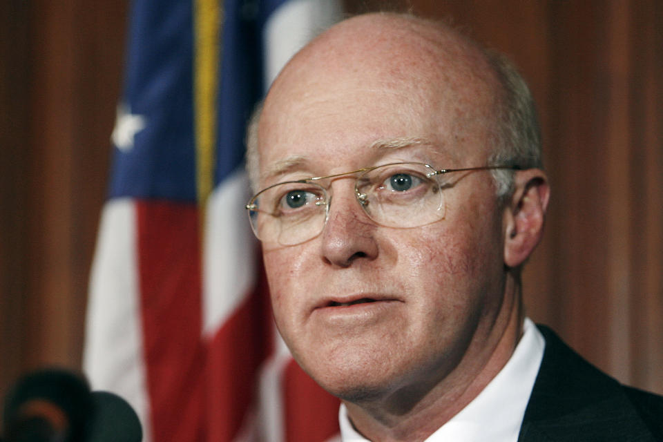 FILE— New Hampshire Secretary of State Bill Gardner answers questions during a news conference Aug. 9, 2007 at the Statehouse in Concord, N.H. Gardner, the nation's longest serving secretary of state, announced Jan. 3, 2022 that he plans on stepping down as Secretary of State and not seek reelection to a 24th term. (AP Photo/Jim Cole, File)