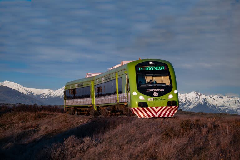 Es un circuito de unos 30 kilómetros que conecta la estación de San Carlos de Bariloche con la de Perito Moreno