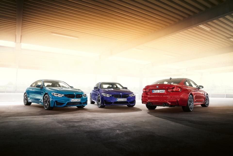 BMW M4 Edition M Heritage 採用 M Logo 藍紫紅三色打造。