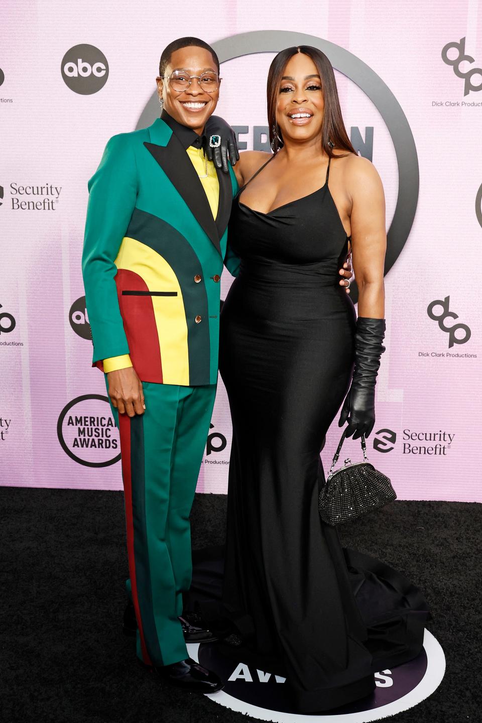 Jessica Betts and Niecy Nash-Betts American Music Awards 2022