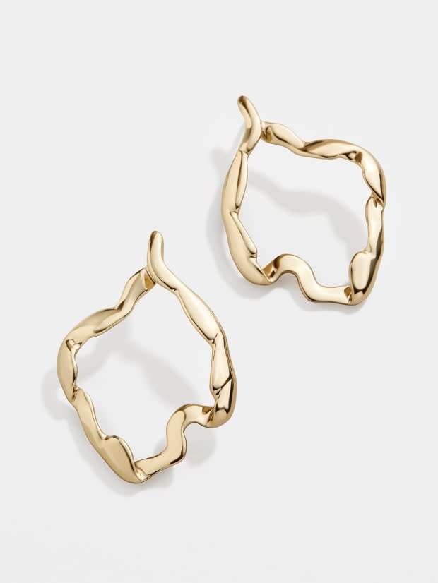 <p>BaubleBar Minerva Earring, $42, <a href="https://rstyle.me/+xRcFAByUNKDSDrCInhk2wA" rel="nofollow noopener" target="_blank" data-ylk="slk:available here;elm:context_link;itc:0;sec:content-canvas" class="link ">available here</a>.</p>