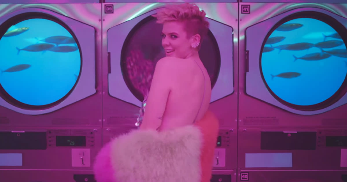 Betty Who turns the laundromat into a disco in her new video, and it’s the fun we all needed