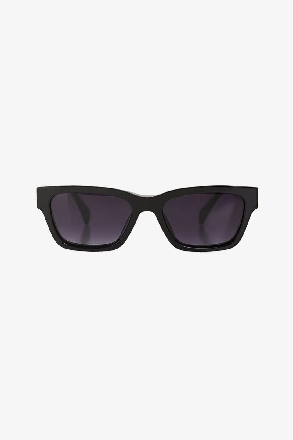 23) Daria Sunglasses