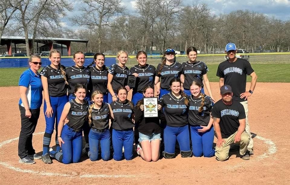 The Inland Lakes softball team went a perfect 4-0 during its home tournament at Cooperation Park on Saturday.