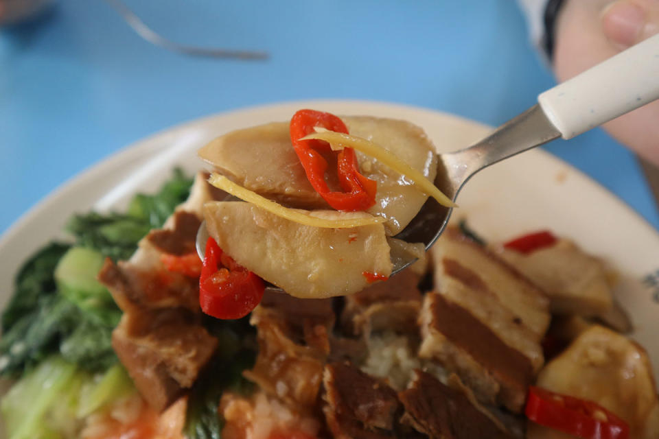 taiwan fan bao - san bei mushrooms