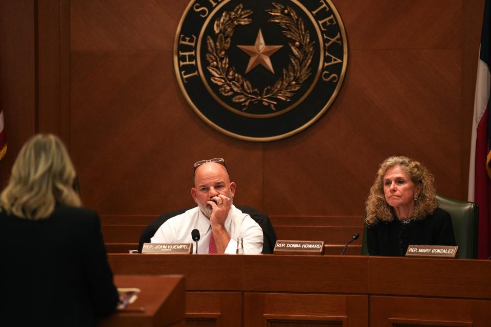 Reps. John Kuempel, R-Seguin, and Donna Howard, D-Austin, listen to testimony during a House Committee on Higher Education meeting earlier this month. Kuempel is the author of the House's version of SB 18, which would change tenure policies for the state's public colleges and universities.