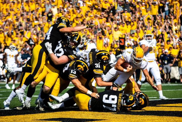 Opinion  Two Hawkeye undrafted free agent signees will make an NFL roster  to start the season - The Daily Iowan