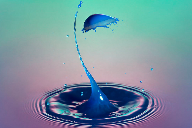 Liquid Drop Art